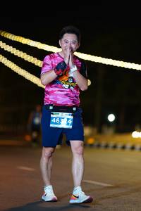 BIB: 463
                            <button type="button" onclick="openModal(14558548)" class="btn btn-primary btn-sm float-right btn-popup" data-toggle="modal" data-target=".modal-high-quality">
                        <i class="fas fa-shopping-cart"></i> Add to Cart
                    </button>
                                            <button type="button" onclick="isThisMe(14558548, true)" class="btn btn-success btn-sm float-right btn-popup btn-isme hidden" data-toggle="tooltip" data-placement="bottom" title="นี่คือรูปของคุณใช่ไหม คลิกที่นี่เพื่อเอาเข้าอัลบั้ม">
                        <i class="fas fa-plus"></i> Add to album
                    </button>
                    <button type="button" onclick="isThisMe(14558548, false)" class="btn btn-warning btn-sm float-right btn-popup btn-isnotme hidden">
                        <i class="fas fa-ban"></i> Remove from album
                    </button>