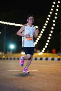 BIB: 20151
                            <button type="button" onclick="openModal(14106621)" class="btn btn-primary btn-sm float-right btn-popup" data-toggle="modal" data-target=".modal-high-quality">
                        <i class="fas fa-shopping-cart"></i> Add to Cart
                    </button>
                                            <button type="button" onclick="isThisMe(14106621, true)" class="btn btn-success btn-sm float-right btn-popup btn-isme hidden" data-toggle="tooltip" data-placement="bottom" title="นี่คือรูปของคุณใช่ไหม คลิกที่นี่เพื่อเอาเข้าอัลบั้ม">
                        <i class="fas fa-plus"></i> Add to album
                    </button>
                    <button type="button" onclick="isThisMe(14106621, false)" class="btn btn-warning btn-sm float-right btn-popup btn-isnotme hidden">
                        <i class="fas fa-ban"></i> Remove from album
                    </button>