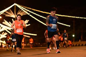 BIB: 0642, 22731
                            <button type="button" onclick="openModal(14396190)" class="btn btn-primary btn-sm float-right btn-popup" data-toggle="modal" data-target=".modal-high-quality">
                        <i class="fas fa-shopping-cart"></i> Add to Cart
                    </button>
                                            <button type="button" onclick="isThisMe(14396190, true)" class="btn btn-success btn-sm float-right btn-popup btn-isme hidden" data-toggle="tooltip" data-placement="bottom" title="นี่คือรูปของคุณใช่ไหม คลิกที่นี่เพื่อเอาเข้าอัลบั้ม">
                        <i class="fas fa-plus"></i> Add to album
                    </button>
                    <button type="button" onclick="isThisMe(14396190, false)" class="btn btn-warning btn-sm float-right btn-popup btn-isnotme hidden">
                        <i class="fas fa-ban"></i> Remove from album
                    </button>