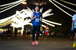 BIB: 40513
                            <button type="button" onclick="openModal(14509202)" class="btn btn-primary btn-sm float-right btn-popup" data-toggle="modal" data-target=".modal-high-quality">
                        <i class="fas fa-shopping-cart"></i> Add to Cart
                    </button>
                                            <button type="button" onclick="isThisMe(14509202, true)" class="btn btn-success btn-sm float-right btn-popup btn-isme hidden" data-toggle="tooltip" data-placement="bottom" title="นี่คือรูปของคุณใช่ไหม คลิกที่นี่เพื่อเอาเข้าอัลบั้ม">
                        <i class="fas fa-plus"></i> Add to album
                    </button>
                    <button type="button" onclick="isThisMe(14509202, false)" class="btn btn-warning btn-sm float-right btn-popup btn-isnotme hidden">
                        <i class="fas fa-ban"></i> Remove from album
                    </button>