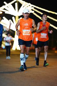 BIB: 21316, 501, 21388
                            <button type="button" onclick="openModal(14254032)" class="btn btn-primary btn-sm float-right btn-popup" data-toggle="modal" data-target=".modal-high-quality">
                        <i class="fas fa-shopping-cart"></i> Add to Cart
                    </button>
                                            <button type="button" onclick="isThisMe(14254032, true)" class="btn btn-success btn-sm float-right btn-popup btn-isme hidden" data-toggle="tooltip" data-placement="bottom" title="นี่คือรูปของคุณใช่ไหม คลิกที่นี่เพื่อเอาเข้าอัลบั้ม">
                        <i class="fas fa-plus"></i> Add to album
                    </button>
                    <button type="button" onclick="isThisMe(14254032, false)" class="btn btn-warning btn-sm float-right btn-popup btn-isnotme hidden">
                        <i class="fas fa-ban"></i> Remove from album
                    </button>
