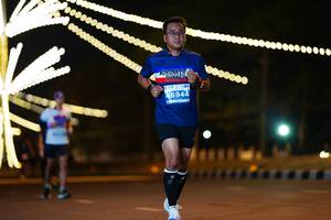 BIB: 6944, 
                            <button type="button" onclick="openModal(14510126)" class="btn btn-primary btn-sm float-right btn-popup" data-toggle="modal" data-target=".modal-high-quality">
                        <i class="fas fa-shopping-cart"></i> Add to Cart
                    </button>
                                            <button type="button" onclick="isThisMe(14510126, true)" class="btn btn-success btn-sm float-right btn-popup btn-isme hidden" data-toggle="tooltip" data-placement="bottom" title="นี่คือรูปของคุณใช่ไหม คลิกที่นี่เพื่อเอาเข้าอัลบั้ม">
                        <i class="fas fa-plus"></i> Add to album
                    </button>
                    <button type="button" onclick="isThisMe(14510126, false)" class="btn btn-warning btn-sm float-right btn-popup btn-isnotme hidden">
                        <i class="fas fa-ban"></i> Remove from album
                    </button>