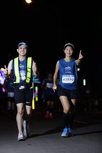 BIB: 42850
                            <button type="button" onclick="openModal(14104473)" class="btn btn-primary btn-sm float-right btn-popup" data-toggle="modal" data-target=".modal-high-quality">
                        <i class="fas fa-shopping-cart"></i> Add to Cart
                    </button>
                                            <button type="button" onclick="isThisMe(14104473, true)" class="btn btn-success btn-sm float-right btn-popup btn-isme hidden" data-toggle="tooltip" data-placement="bottom" title="นี่คือรูปของคุณใช่ไหม คลิกที่นี่เพื่อเอาเข้าอัลบั้ม">
                        <i class="fas fa-plus"></i> Add to album
                    </button>
                    <button type="button" onclick="isThisMe(14104473, false)" class="btn btn-warning btn-sm float-right btn-popup btn-isnotme hidden">
                        <i class="fas fa-ban"></i> Remove from album
                    </button>