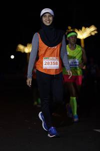 BIB: 28358, 5548
                            <button type="button" onclick="openModal(14075999)" class="btn btn-primary btn-sm float-right btn-popup" data-toggle="modal" data-target=".modal-high-quality">
                        <i class="fas fa-shopping-cart"></i> Add to Cart
                    </button>
                                            <button type="button" onclick="isThisMe(14075999, true)" class="btn btn-success btn-sm float-right btn-popup btn-isme hidden" data-toggle="tooltip" data-placement="bottom" title="นี่คือรูปของคุณใช่ไหม คลิกที่นี่เพื่อเอาเข้าอัลบั้ม">
                        <i class="fas fa-plus"></i> Add to album
                    </button>
                    <button type="button" onclick="isThisMe(14075999, false)" class="btn btn-warning btn-sm float-right btn-popup btn-isnotme hidden">
                        <i class="fas fa-ban"></i> Remove from album
                    </button>