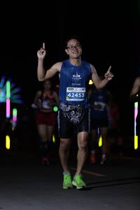 BIB: 100, 42453
                            <button type="button" onclick="openModal(14100492)" class="btn btn-primary btn-sm float-right btn-popup" data-toggle="modal" data-target=".modal-high-quality">
                        <i class="fas fa-shopping-cart"></i> Add to Cart
                    </button>
                                            <button type="button" onclick="isThisMe(14100492, true)" class="btn btn-success btn-sm float-right btn-popup btn-isme hidden" data-toggle="tooltip" data-placement="bottom" title="นี่คือรูปของคุณใช่ไหม คลิกที่นี่เพื่อเอาเข้าอัลบั้ม">
                        <i class="fas fa-plus"></i> Add to album
                    </button>
                    <button type="button" onclick="isThisMe(14100492, false)" class="btn btn-warning btn-sm float-right btn-popup btn-isnotme hidden">
                        <i class="fas fa-ban"></i> Remove from album
                    </button>