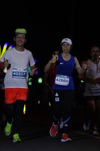 BIB: 40557, 42860, 4634
                            <button type="button" onclick="openModal(14090563)" class="btn btn-primary btn-sm float-right btn-popup" data-toggle="modal" data-target=".modal-high-quality">
                        <i class="fas fa-shopping-cart"></i> Add to Cart
                    </button>
                                            <button type="button" onclick="isThisMe(14090563, true)" class="btn btn-success btn-sm float-right btn-popup btn-isme hidden" data-toggle="tooltip" data-placement="bottom" title="นี่คือรูปของคุณใช่ไหม คลิกที่นี่เพื่อเอาเข้าอัลบั้ม">
                        <i class="fas fa-plus"></i> Add to album
                    </button>
                    <button type="button" onclick="isThisMe(14090563, false)" class="btn btn-warning btn-sm float-right btn-popup btn-isnotme hidden">
                        <i class="fas fa-ban"></i> Remove from album
                    </button>