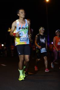 BIB: 95081, 41316
                            <button type="button" onclick="openModal(14083999)" class="btn btn-primary btn-sm float-right btn-popup" data-toggle="modal" data-target=".modal-high-quality">
                        <i class="fas fa-shopping-cart"></i> Add to Cart
                    </button>
                                            <button type="button" onclick="isThisMe(14083999, true)" class="btn btn-success btn-sm float-right btn-popup btn-isme hidden" data-toggle="tooltip" data-placement="bottom" title="นี่คือรูปของคุณใช่ไหม คลิกที่นี่เพื่อเอาเข้าอัลบั้ม">
                        <i class="fas fa-plus"></i> Add to album
                    </button>
                    <button type="button" onclick="isThisMe(14083999, false)" class="btn btn-warning btn-sm float-right btn-popup btn-isnotme hidden">
                        <i class="fas fa-ban"></i> Remove from album
                    </button>