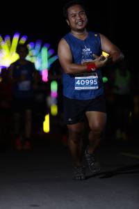 BIB: 40995
                            <button type="button" onclick="openModal(14098944)" class="btn btn-primary btn-sm float-right btn-popup" data-toggle="modal" data-target=".modal-high-quality">
                        <i class="fas fa-shopping-cart"></i> Add to Cart
                    </button>
                                            <button type="button" onclick="isThisMe(14098944, true)" class="btn btn-success btn-sm float-right btn-popup btn-isme hidden" data-toggle="tooltip" data-placement="bottom" title="นี่คือรูปของคุณใช่ไหม คลิกที่นี่เพื่อเอาเข้าอัลบั้ม">
                        <i class="fas fa-plus"></i> Add to album
                    </button>
                    <button type="button" onclick="isThisMe(14098944, false)" class="btn btn-warning btn-sm float-right btn-popup btn-isnotme hidden">
                        <i class="fas fa-ban"></i> Remove from album
                    </button>