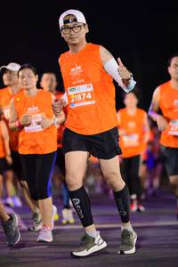 BIB: 21874
                            <button type="button" onclick="openModal(14530594)" class="btn btn-primary btn-sm float-right btn-popup" data-toggle="modal" data-target=".modal-high-quality">
                        <i class="fas fa-shopping-cart"></i> Add to Cart
                    </button>
                                            <button type="button" onclick="isThisMe(14530594, true)" class="btn btn-success btn-sm float-right btn-popup btn-isme hidden" data-toggle="tooltip" data-placement="bottom" title="นี่คือรูปของคุณใช่ไหม คลิกที่นี่เพื่อเอาเข้าอัลบั้ม">
                        <i class="fas fa-plus"></i> Add to album
                    </button>
                    <button type="button" onclick="isThisMe(14530594, false)" class="btn btn-warning btn-sm float-right btn-popup btn-isnotme hidden">
                        <i class="fas fa-ban"></i> Remove from album
                    </button>