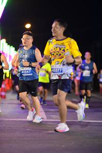 BIB: 41347, 0377
                            <button type="button" onclick="openModal(14299794)" class="btn btn-primary btn-sm float-right btn-popup" data-toggle="modal" data-target=".modal-high-quality">
                        <i class="fas fa-shopping-cart"></i> Add to Cart
                    </button>
                                            <button type="button" onclick="isThisMe(14299794, true)" class="btn btn-success btn-sm float-right btn-popup btn-isme hidden" data-toggle="tooltip" data-placement="bottom" title="นี่คือรูปของคุณใช่ไหม คลิกที่นี่เพื่อเอาเข้าอัลบั้ม">
                        <i class="fas fa-plus"></i> Add to album
                    </button>
                    <button type="button" onclick="isThisMe(14299794, false)" class="btn btn-warning btn-sm float-right btn-popup btn-isnotme hidden">
                        <i class="fas fa-ban"></i> Remove from album
                    </button>