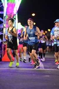 BIB: 40470, 45411
                            <button type="button" onclick="openModal(14295054)" class="btn btn-primary btn-sm float-right btn-popup" data-toggle="modal" data-target=".modal-high-quality">
                        <i class="fas fa-shopping-cart"></i> Add to Cart
                    </button>
                                            <button type="button" onclick="isThisMe(14295054, true)" class="btn btn-success btn-sm float-right btn-popup btn-isme hidden" data-toggle="tooltip" data-placement="bottom" title="นี่คือรูปของคุณใช่ไหม คลิกที่นี่เพื่อเอาเข้าอัลบั้ม">
                        <i class="fas fa-plus"></i> Add to album
                    </button>
                    <button type="button" onclick="isThisMe(14295054, false)" class="btn btn-warning btn-sm float-right btn-popup btn-isnotme hidden">
                        <i class="fas fa-ban"></i> Remove from album
                    </button>