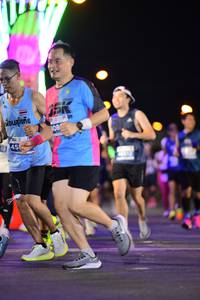 BIB: 108, 450
                            <button type="button" onclick="openModal(14323192)" class="btn btn-primary btn-sm float-right btn-popup" data-toggle="modal" data-target=".modal-high-quality">
                        <i class="fas fa-shopping-cart"></i> Add to Cart
                    </button>
                                            <button type="button" onclick="isThisMe(14323192, true)" class="btn btn-success btn-sm float-right btn-popup btn-isme hidden" data-toggle="tooltip" data-placement="bottom" title="นี่คือรูปของคุณใช่ไหม คลิกที่นี่เพื่อเอาเข้าอัลบั้ม">
                        <i class="fas fa-plus"></i> Add to album
                    </button>
                    <button type="button" onclick="isThisMe(14323192, false)" class="btn btn-warning btn-sm float-right btn-popup btn-isnotme hidden">
                        <i class="fas fa-ban"></i> Remove from album
                    </button>