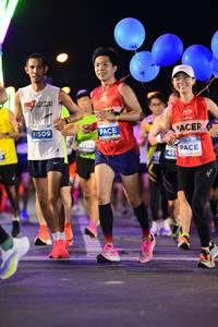 BIB: 41509, 451
                            <button type="button" onclick="openModal(14292133)" class="btn btn-primary btn-sm float-right btn-popup" data-toggle="modal" data-target=".modal-high-quality">
                        <i class="fas fa-shopping-cart"></i> Add to Cart
                    </button>
                                            <button type="button" onclick="isThisMe(14292133, true)" class="btn btn-success btn-sm float-right btn-popup btn-isme hidden" data-toggle="tooltip" data-placement="bottom" title="นี่คือรูปของคุณใช่ไหม คลิกที่นี่เพื่อเอาเข้าอัลบั้ม">
                        <i class="fas fa-plus"></i> Add to album
                    </button>
                    <button type="button" onclick="isThisMe(14292133, false)" class="btn btn-warning btn-sm float-right btn-popup btn-isnotme hidden">
                        <i class="fas fa-ban"></i> Remove from album
                    </button>