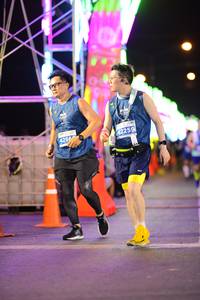 BIB: 4256, 42259
                            <button type="button" onclick="openModal(14341343)" class="btn btn-primary btn-sm float-right btn-popup" data-toggle="modal" data-target=".modal-high-quality">
                        <i class="fas fa-shopping-cart"></i> Add to Cart
                    </button>
                                            <button type="button" onclick="isThisMe(14341343, true)" class="btn btn-success btn-sm float-right btn-popup btn-isme hidden" data-toggle="tooltip" data-placement="bottom" title="นี่คือรูปของคุณใช่ไหม คลิกที่นี่เพื่อเอาเข้าอัลบั้ม">
                        <i class="fas fa-plus"></i> Add to album
                    </button>
                    <button type="button" onclick="isThisMe(14341343, false)" class="btn btn-warning btn-sm float-right btn-popup btn-isnotme hidden">
                        <i class="fas fa-ban"></i> Remove from album
                    </button>