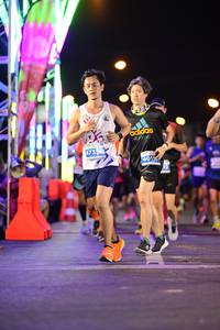 BIB: 473, 401
                            <button type="button" onclick="openModal(14291123)" class="btn btn-primary btn-sm float-right btn-popup" data-toggle="modal" data-target=".modal-high-quality">
                        <i class="fas fa-shopping-cart"></i> Add to Cart
                    </button>
                                            <button type="button" onclick="isThisMe(14291123, true)" class="btn btn-success btn-sm float-right btn-popup btn-isme hidden" data-toggle="tooltip" data-placement="bottom" title="นี่คือรูปของคุณใช่ไหม คลิกที่นี่เพื่อเอาเข้าอัลบั้ม">
                        <i class="fas fa-plus"></i> Add to album
                    </button>
                    <button type="button" onclick="isThisMe(14291123, false)" class="btn btn-warning btn-sm float-right btn-popup btn-isnotme hidden">
                        <i class="fas fa-ban"></i> Remove from album
                    </button>