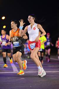 BIB: 0617, 9500
                            <button type="button" onclick="openModal(14271522)" class="btn btn-primary btn-sm float-right btn-popup" data-toggle="modal" data-target=".modal-high-quality">
                        <i class="fas fa-shopping-cart"></i> Add to Cart
                    </button>
                                            <button type="button" onclick="isThisMe(14271522, true)" class="btn btn-success btn-sm float-right btn-popup btn-isme hidden" data-toggle="tooltip" data-placement="bottom" title="นี่คือรูปของคุณใช่ไหม คลิกที่นี่เพื่อเอาเข้าอัลบั้ม">
                        <i class="fas fa-plus"></i> Add to album
                    </button>
                    <button type="button" onclick="isThisMe(14271522, false)" class="btn btn-warning btn-sm float-right btn-popup btn-isnotme hidden">
                        <i class="fas fa-ban"></i> Remove from album
                    </button>