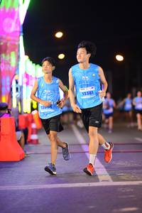 BIB: 13381, 1364
                            <button type="button" onclick="openModal(14669995)" class="btn btn-primary btn-sm float-right btn-popup" data-toggle="modal" data-target=".modal-high-quality">
                        <i class="fas fa-shopping-cart"></i> Add to Cart
                    </button>
                                            <button type="button" onclick="isThisMe(14669995, true)" class="btn btn-success btn-sm float-right btn-popup btn-isme hidden" data-toggle="tooltip" data-placement="bottom" title="นี่คือรูปของคุณใช่ไหม คลิกที่นี่เพื่อเอาเข้าอัลบั้ม">
                        <i class="fas fa-plus"></i> Add to album
                    </button>
                    <button type="button" onclick="isThisMe(14669995, false)" class="btn btn-warning btn-sm float-right btn-popup btn-isnotme hidden">
                        <i class="fas fa-ban"></i> Remove from album
                    </button>