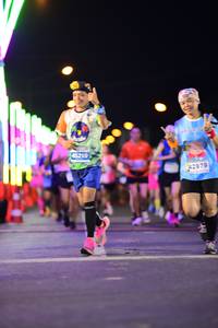 BIB: 45219, 42979
                            <button type="button" onclick="openModal(14324246)" class="btn btn-primary btn-sm float-right btn-popup" data-toggle="modal" data-target=".modal-high-quality">
                        <i class="fas fa-shopping-cart"></i> Add to Cart
                    </button>
                                            <button type="button" onclick="isThisMe(14324246, true)" class="btn btn-success btn-sm float-right btn-popup btn-isme hidden" data-toggle="tooltip" data-placement="bottom" title="นี่คือรูปของคุณใช่ไหม คลิกที่นี่เพื่อเอาเข้าอัลบั้ม">
                        <i class="fas fa-plus"></i> Add to album
                    </button>
                    <button type="button" onclick="isThisMe(14324246, false)" class="btn btn-warning btn-sm float-right btn-popup btn-isnotme hidden">
                        <i class="fas fa-ban"></i> Remove from album
                    </button>