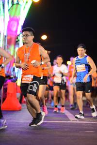 BIB: 6202, 21205
                            <button type="button" onclick="openModal(14531912)" class="btn btn-primary btn-sm float-right btn-popup" data-toggle="modal" data-target=".modal-high-quality">
                        <i class="fas fa-shopping-cart"></i> Add to Cart
                    </button>
                                            <button type="button" onclick="isThisMe(14531912, true)" class="btn btn-success btn-sm float-right btn-popup btn-isme hidden" data-toggle="tooltip" data-placement="bottom" title="นี่คือรูปของคุณใช่ไหม คลิกที่นี่เพื่อเอาเข้าอัลบั้ม">
                        <i class="fas fa-plus"></i> Add to album
                    </button>
                    <button type="button" onclick="isThisMe(14531912, false)" class="btn btn-warning btn-sm float-right btn-popup btn-isnotme hidden">
                        <i class="fas fa-ban"></i> Remove from album
                    </button>
