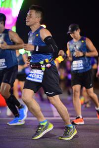 BIB: 40282
                            <button type="button" onclick="openModal(14289950)" class="btn btn-primary btn-sm float-right btn-popup" data-toggle="modal" data-target=".modal-high-quality">
                        <i class="fas fa-shopping-cart"></i> Add to Cart
                    </button>
                                            <button type="button" onclick="isThisMe(14289950, true)" class="btn btn-success btn-sm float-right btn-popup btn-isme hidden" data-toggle="tooltip" data-placement="bottom" title="นี่คือรูปของคุณใช่ไหม คลิกที่นี่เพื่อเอาเข้าอัลบั้ม">
                        <i class="fas fa-plus"></i> Add to album
                    </button>
                    <button type="button" onclick="isThisMe(14289950, false)" class="btn btn-warning btn-sm float-right btn-popup btn-isnotme hidden">
                        <i class="fas fa-ban"></i> Remove from album
                    </button>