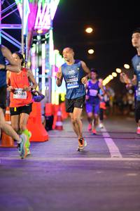 BIB: 41488, 43086
                            <button type="button" onclick="openModal(14270126)" class="btn btn-primary btn-sm float-right btn-popup" data-toggle="modal" data-target=".modal-high-quality">
                        <i class="fas fa-shopping-cart"></i> Add to Cart
                    </button>
                                            <button type="button" onclick="isThisMe(14270126, true)" class="btn btn-success btn-sm float-right btn-popup btn-isme hidden" data-toggle="tooltip" data-placement="bottom" title="นี่คือรูปของคุณใช่ไหม คลิกที่นี่เพื่อเอาเข้าอัลบั้ม">
                        <i class="fas fa-plus"></i> Add to album
                    </button>
                    <button type="button" onclick="isThisMe(14270126, false)" class="btn btn-warning btn-sm float-right btn-popup btn-isnotme hidden">
                        <i class="fas fa-ban"></i> Remove from album
                    </button>