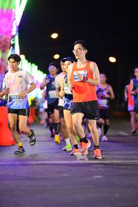 BIB: 125
                            <button type="button" onclick="openModal(14272046)" class="btn btn-primary btn-sm float-right btn-popup" data-toggle="modal" data-target=".modal-high-quality">
                        <i class="fas fa-shopping-cart"></i> Add to Cart
                    </button>
                                            <button type="button" onclick="isThisMe(14272046, true)" class="btn btn-success btn-sm float-right btn-popup btn-isme hidden" data-toggle="tooltip" data-placement="bottom" title="นี่คือรูปของคุณใช่ไหม คลิกที่นี่เพื่อเอาเข้าอัลบั้ม">
                        <i class="fas fa-plus"></i> Add to album
                    </button>
                    <button type="button" onclick="isThisMe(14272046, false)" class="btn btn-warning btn-sm float-right btn-popup btn-isnotme hidden">
                        <i class="fas fa-ban"></i> Remove from album
                    </button>