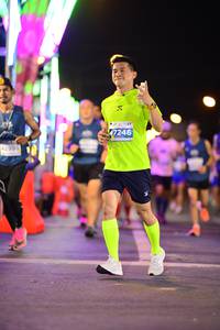 BIB: 7246, 42999
                            <button type="button" onclick="openModal(14289360)" class="btn btn-primary btn-sm float-right btn-popup" data-toggle="modal" data-target=".modal-high-quality">
                        <i class="fas fa-shopping-cart"></i> Add to Cart
                    </button>
                                            <button type="button" onclick="isThisMe(14289360, true)" class="btn btn-success btn-sm float-right btn-popup btn-isme hidden" data-toggle="tooltip" data-placement="bottom" title="นี่คือรูปของคุณใช่ไหม คลิกที่นี่เพื่อเอาเข้าอัลบั้ม">
                        <i class="fas fa-plus"></i> Add to album
                    </button>
                    <button type="button" onclick="isThisMe(14289360, false)" class="btn btn-warning btn-sm float-right btn-popup btn-isnotme hidden">
                        <i class="fas fa-ban"></i> Remove from album
                    </button>