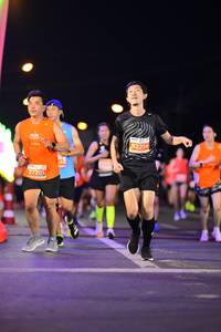 BIB: 92214, 27201
                            <button type="button" onclick="openModal(14456807)" class="btn btn-primary btn-sm float-right btn-popup" data-toggle="modal" data-target=".modal-high-quality">
                        <i class="fas fa-shopping-cart"></i> Add to Cart
                    </button>
                                            <button type="button" onclick="isThisMe(14456807, true)" class="btn btn-success btn-sm float-right btn-popup btn-isme hidden" data-toggle="tooltip" data-placement="bottom" title="นี่คือรูปของคุณใช่ไหม คลิกที่นี่เพื่อเอาเข้าอัลบั้ม">
                        <i class="fas fa-plus"></i> Add to album
                    </button>
                    <button type="button" onclick="isThisMe(14456807, false)" class="btn btn-warning btn-sm float-right btn-popup btn-isnotme hidden">
                        <i class="fas fa-ban"></i> Remove from album
                    </button>