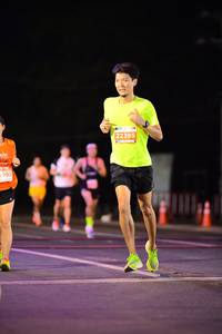 BIB: 22395, 092
                            <button type="button" onclick="openModal(14333843)" class="btn btn-primary btn-sm float-right btn-popup" data-toggle="modal" data-target=".modal-high-quality">
                        <i class="fas fa-shopping-cart"></i> Add to Cart
                    </button>
                                            <button type="button" onclick="isThisMe(14333843, true)" class="btn btn-success btn-sm float-right btn-popup btn-isme hidden" data-toggle="tooltip" data-placement="bottom" title="นี่คือรูปของคุณใช่ไหม คลิกที่นี่เพื่อเอาเข้าอัลบั้ม">
                        <i class="fas fa-plus"></i> Add to album
                    </button>
                    <button type="button" onclick="isThisMe(14333843, false)" class="btn btn-warning btn-sm float-right btn-popup btn-isnotme hidden">
                        <i class="fas fa-ban"></i> Remove from album
                    </button>