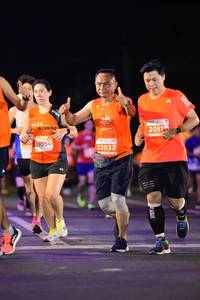 BIB: 2051, 29050, 22033
                            <button type="button" onclick="openModal(14395152)" class="btn btn-primary btn-sm float-right btn-popup" data-toggle="modal" data-target=".modal-high-quality">
                        <i class="fas fa-shopping-cart"></i> Add to Cart
                    </button>
                                            <button type="button" onclick="isThisMe(14395152, true)" class="btn btn-success btn-sm float-right btn-popup btn-isme hidden" data-toggle="tooltip" data-placement="bottom" title="นี่คือรูปของคุณใช่ไหม คลิกที่นี่เพื่อเอาเข้าอัลบั้ม">
                        <i class="fas fa-plus"></i> Add to album
                    </button>
                    <button type="button" onclick="isThisMe(14395152, false)" class="btn btn-warning btn-sm float-right btn-popup btn-isnotme hidden">
                        <i class="fas fa-ban"></i> Remove from album
                    </button>