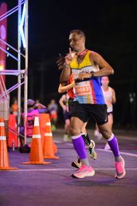 BIB: 0683
                            <button type="button" onclick="openModal(14271779)" class="btn btn-primary btn-sm float-right btn-popup" data-toggle="modal" data-target=".modal-high-quality">
                        <i class="fas fa-shopping-cart"></i> Add to Cart
                    </button>
                                            <button type="button" onclick="isThisMe(14271779, true)" class="btn btn-success btn-sm float-right btn-popup btn-isme hidden" data-toggle="tooltip" data-placement="bottom" title="นี่คือรูปของคุณใช่ไหม คลิกที่นี่เพื่อเอาเข้าอัลบั้ม">
                        <i class="fas fa-plus"></i> Add to album
                    </button>
                    <button type="button" onclick="isThisMe(14271779, false)" class="btn btn-warning btn-sm float-right btn-popup btn-isnotme hidden">
                        <i class="fas fa-ban"></i> Remove from album
                    </button>