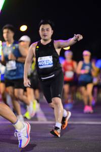 BIB: 40520
                            <button type="button" onclick="openModal(14288538)" class="btn btn-primary btn-sm float-right btn-popup" data-toggle="modal" data-target=".modal-high-quality">
                        <i class="fas fa-shopping-cart"></i> Add to Cart
                    </button>
                                            <button type="button" onclick="isThisMe(14288538, true)" class="btn btn-success btn-sm float-right btn-popup btn-isme hidden" data-toggle="tooltip" data-placement="bottom" title="นี่คือรูปของคุณใช่ไหม คลิกที่นี่เพื่อเอาเข้าอัลบั้ม">
                        <i class="fas fa-plus"></i> Add to album
                    </button>
                    <button type="button" onclick="isThisMe(14288538, false)" class="btn btn-warning btn-sm float-right btn-popup btn-isnotme hidden">
                        <i class="fas fa-ban"></i> Remove from album
                    </button>