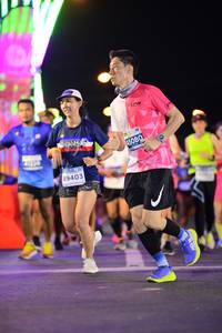 BIB: 45080, 89403
                            <button type="button" onclick="openModal(14324371)" class="btn btn-primary btn-sm float-right btn-popup" data-toggle="modal" data-target=".modal-high-quality">
                        <i class="fas fa-shopping-cart"></i> Add to Cart
                    </button>
                                            <button type="button" onclick="isThisMe(14324371, true)" class="btn btn-success btn-sm float-right btn-popup btn-isme hidden" data-toggle="tooltip" data-placement="bottom" title="นี่คือรูปของคุณใช่ไหม คลิกที่นี่เพื่อเอาเข้าอัลบั้ม">
                        <i class="fas fa-plus"></i> Add to album
                    </button>
                    <button type="button" onclick="isThisMe(14324371, false)" class="btn btn-warning btn-sm float-right btn-popup btn-isnotme hidden">
                        <i class="fas fa-ban"></i> Remove from album
                    </button>