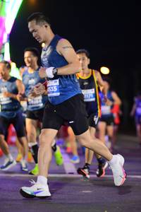 BIB: 535, 1171
                            <button type="button" onclick="openModal(14275840)" class="btn btn-primary btn-sm float-right btn-popup" data-toggle="modal" data-target=".modal-high-quality">
                        <i class="fas fa-shopping-cart"></i> Add to Cart
                    </button>
                                            <button type="button" onclick="isThisMe(14275840, true)" class="btn btn-success btn-sm float-right btn-popup btn-isme hidden" data-toggle="tooltip" data-placement="bottom" title="นี่คือรูปของคุณใช่ไหม คลิกที่นี่เพื่อเอาเข้าอัลบั้ม">
                        <i class="fas fa-plus"></i> Add to album
                    </button>
                    <button type="button" onclick="isThisMe(14275840, false)" class="btn btn-warning btn-sm float-right btn-popup btn-isnotme hidden">
                        <i class="fas fa-ban"></i> Remove from album
                    </button>