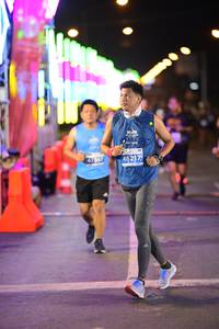 BIB: 4736, 46217
                            <button type="button" onclick="openModal(14338931)" class="btn btn-primary btn-sm float-right btn-popup" data-toggle="modal" data-target=".modal-high-quality">
                        <i class="fas fa-shopping-cart"></i> Add to Cart
                    </button>
                                            <button type="button" onclick="isThisMe(14338931, true)" class="btn btn-success btn-sm float-right btn-popup btn-isme hidden" data-toggle="tooltip" data-placement="bottom" title="นี่คือรูปของคุณใช่ไหม คลิกที่นี่เพื่อเอาเข้าอัลบั้ม">
                        <i class="fas fa-plus"></i> Add to album
                    </button>
                    <button type="button" onclick="isThisMe(14338931, false)" class="btn btn-warning btn-sm float-right btn-popup btn-isnotme hidden">
                        <i class="fas fa-ban"></i> Remove from album
                    </button>