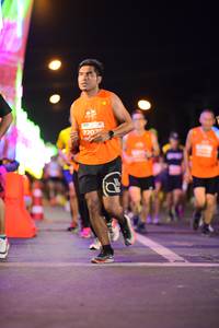 BIB: 220
                            <button type="button" onclick="openModal(14457448)" class="btn btn-primary btn-sm float-right btn-popup" data-toggle="modal" data-target=".modal-high-quality">
                        <i class="fas fa-shopping-cart"></i> Add to Cart
                    </button>
                                            <button type="button" onclick="isThisMe(14457448, true)" class="btn btn-success btn-sm float-right btn-popup btn-isme hidden" data-toggle="tooltip" data-placement="bottom" title="นี่คือรูปของคุณใช่ไหม คลิกที่นี่เพื่อเอาเข้าอัลบั้ม">
                        <i class="fas fa-plus"></i> Add to album
                    </button>
                    <button type="button" onclick="isThisMe(14457448, false)" class="btn btn-warning btn-sm float-right btn-popup btn-isnotme hidden">
                        <i class="fas fa-ban"></i> Remove from album
                    </button>