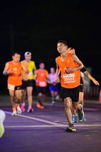 BIB: 25652
                            <button type="button" onclick="openModal(14343497)" class="btn btn-primary btn-sm float-right btn-popup" data-toggle="modal" data-target=".modal-high-quality">
                        <i class="fas fa-shopping-cart"></i> Add to Cart
                    </button>
                                            <button type="button" onclick="isThisMe(14343497, true)" class="btn btn-success btn-sm float-right btn-popup btn-isme hidden" data-toggle="tooltip" data-placement="bottom" title="นี่คือรูปของคุณใช่ไหม คลิกที่นี่เพื่อเอาเข้าอัลบั้ม">
                        <i class="fas fa-plus"></i> Add to album
                    </button>
                    <button type="button" onclick="isThisMe(14343497, false)" class="btn btn-warning btn-sm float-right btn-popup btn-isnotme hidden">
                        <i class="fas fa-ban"></i> Remove from album
                    </button>