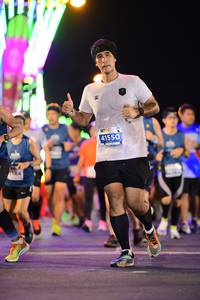 BIB: 41550
                            <button type="button" onclick="openModal(14323596)" class="btn btn-primary btn-sm float-right btn-popup" data-toggle="modal" data-target=".modal-high-quality">
                        <i class="fas fa-shopping-cart"></i> Add to Cart
                    </button>
                                            <button type="button" onclick="isThisMe(14323596, true)" class="btn btn-success btn-sm float-right btn-popup btn-isme hidden" data-toggle="tooltip" data-placement="bottom" title="นี่คือรูปของคุณใช่ไหม คลิกที่นี่เพื่อเอาเข้าอัลบั้ม">
                        <i class="fas fa-plus"></i> Add to album
                    </button>
                    <button type="button" onclick="isThisMe(14323596, false)" class="btn btn-warning btn-sm float-right btn-popup btn-isnotme hidden">
                        <i class="fas fa-ban"></i> Remove from album
                    </button>