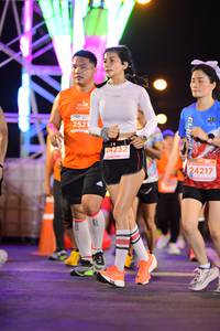 BIB: 2521, 24232, 24217
                            <button type="button" onclick="openModal(14533991)" class="btn btn-primary btn-sm float-right btn-popup" data-toggle="modal" data-target=".modal-high-quality">
                        <i class="fas fa-shopping-cart"></i> Add to Cart
                    </button>
                                            <button type="button" onclick="isThisMe(14533991, true)" class="btn btn-success btn-sm float-right btn-popup btn-isme hidden" data-toggle="tooltip" data-placement="bottom" title="นี่คือรูปของคุณใช่ไหม คลิกที่นี่เพื่อเอาเข้าอัลบั้ม">
                        <i class="fas fa-plus"></i> Add to album
                    </button>
                    <button type="button" onclick="isThisMe(14533991, false)" class="btn btn-warning btn-sm float-right btn-popup btn-isnotme hidden">
                        <i class="fas fa-ban"></i> Remove from album
                    </button>