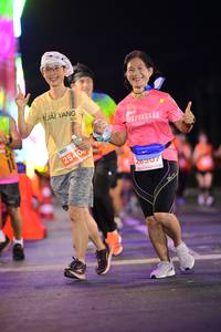 BIB: 2540
                            <button type="button" onclick="openModal(14462607)" class="btn btn-primary btn-sm float-right btn-popup" data-toggle="modal" data-target=".modal-high-quality">
                        <i class="fas fa-shopping-cart"></i> Add to Cart
                    </button>
                                            <button type="button" onclick="isThisMe(14462607, true)" class="btn btn-success btn-sm float-right btn-popup btn-isme hidden" data-toggle="tooltip" data-placement="bottom" title="นี่คือรูปของคุณใช่ไหม คลิกที่นี่เพื่อเอาเข้าอัลบั้ม">
                        <i class="fas fa-plus"></i> Add to album
                    </button>
                    <button type="button" onclick="isThisMe(14462607, false)" class="btn btn-warning btn-sm float-right btn-popup btn-isnotme hidden">
                        <i class="fas fa-ban"></i> Remove from album
                    </button>