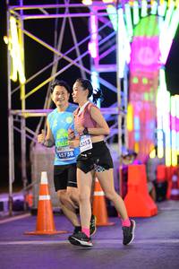 BIB: 3253, 45738
                            <button type="button" onclick="openModal(14343426)" class="btn btn-primary btn-sm float-right btn-popup" data-toggle="modal" data-target=".modal-high-quality">
                        <i class="fas fa-shopping-cart"></i> Add to Cart
                    </button>
                                            <button type="button" onclick="isThisMe(14343426, true)" class="btn btn-success btn-sm float-right btn-popup btn-isme hidden" data-toggle="tooltip" data-placement="bottom" title="นี่คือรูปของคุณใช่ไหม คลิกที่นี่เพื่อเอาเข้าอัลบั้ม">
                        <i class="fas fa-plus"></i> Add to album
                    </button>
                    <button type="button" onclick="isThisMe(14343426, false)" class="btn btn-warning btn-sm float-right btn-popup btn-isnotme hidden">
                        <i class="fas fa-ban"></i> Remove from album
                    </button>