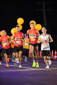 BIB: 20046, 100, 
                            <button type="button" onclick="openModal(14272803)" class="btn btn-primary btn-sm float-right btn-popup" data-toggle="modal" data-target=".modal-high-quality">
                        <i class="fas fa-shopping-cart"></i> Add to Cart
                    </button>
                                            <button type="button" onclick="isThisMe(14272803, true)" class="btn btn-success btn-sm float-right btn-popup btn-isme hidden" data-toggle="tooltip" data-placement="bottom" title="นี่คือรูปของคุณใช่ไหม คลิกที่นี่เพื่อเอาเข้าอัลบั้ม">
                        <i class="fas fa-plus"></i> Add to album
                    </button>
                    <button type="button" onclick="isThisMe(14272803, false)" class="btn btn-warning btn-sm float-right btn-popup btn-isnotme hidden">
                        <i class="fas fa-ban"></i> Remove from album
                    </button>