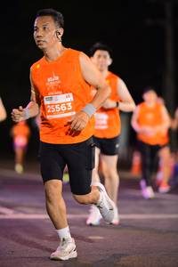 BIB: 25563
                            <button type="button" onclick="openModal(14387132)" class="btn btn-primary btn-sm float-right btn-popup" data-toggle="modal" data-target=".modal-high-quality">
                        <i class="fas fa-shopping-cart"></i> Add to Cart
                    </button>
                                            <button type="button" onclick="isThisMe(14387132, true)" class="btn btn-success btn-sm float-right btn-popup btn-isme hidden" data-toggle="tooltip" data-placement="bottom" title="นี่คือรูปของคุณใช่ไหม คลิกที่นี่เพื่อเอาเข้าอัลบั้ม">
                        <i class="fas fa-plus"></i> Add to album
                    </button>
                    <button type="button" onclick="isThisMe(14387132, false)" class="btn btn-warning btn-sm float-right btn-popup btn-isnotme hidden">
                        <i class="fas fa-ban"></i> Remove from album
                    </button>