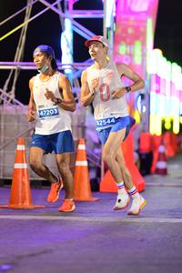 BIB: 47203, 42544
                            <button type="button" onclick="openModal(14222175)" class="btn btn-primary btn-sm float-right btn-popup" data-toggle="modal" data-target=".modal-high-quality">
                        <i class="fas fa-shopping-cart"></i> Add to Cart
                    </button>
                                            <button type="button" onclick="isThisMe(14222175, true)" class="btn btn-success btn-sm float-right btn-popup btn-isme hidden" data-toggle="tooltip" data-placement="bottom" title="นี่คือรูปของคุณใช่ไหม คลิกที่นี่เพื่อเอาเข้าอัลบั้ม">
                        <i class="fas fa-plus"></i> Add to album
                    </button>
                    <button type="button" onclick="isThisMe(14222175, false)" class="btn btn-warning btn-sm float-right btn-popup btn-isnotme hidden">
                        <i class="fas fa-ban"></i> Remove from album
                    </button>