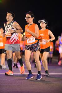 BIB: 090, 28521, 29147
                            <button type="button" onclick="openModal(14526345)" class="btn btn-primary btn-sm float-right btn-popup" data-toggle="modal" data-target=".modal-high-quality">
                        <i class="fas fa-shopping-cart"></i> Add to Cart
                    </button>
                                            <button type="button" onclick="isThisMe(14526345, true)" class="btn btn-success btn-sm float-right btn-popup btn-isme hidden" data-toggle="tooltip" data-placement="bottom" title="นี่คือรูปของคุณใช่ไหม คลิกที่นี่เพื่อเอาเข้าอัลบั้ม">
                        <i class="fas fa-plus"></i> Add to album
                    </button>
                    <button type="button" onclick="isThisMe(14526345, false)" class="btn btn-warning btn-sm float-right btn-popup btn-isnotme hidden">
                        <i class="fas fa-ban"></i> Remove from album
                    </button>