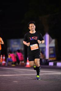 BIB: 20201
                            <button type="button" onclick="openModal(14336220)" class="btn btn-primary btn-sm float-right btn-popup" data-toggle="modal" data-target=".modal-high-quality">
                        <i class="fas fa-shopping-cart"></i> Add to Cart
                    </button>
                                            <button type="button" onclick="isThisMe(14336220, true)" class="btn btn-success btn-sm float-right btn-popup btn-isme hidden" data-toggle="tooltip" data-placement="bottom" title="นี่คือรูปของคุณใช่ไหม คลิกที่นี่เพื่อเอาเข้าอัลบั้ม">
                        <i class="fas fa-plus"></i> Add to album
                    </button>
                    <button type="button" onclick="isThisMe(14336220, false)" class="btn btn-warning btn-sm float-right btn-popup btn-isnotme hidden">
                        <i class="fas fa-ban"></i> Remove from album
                    </button>