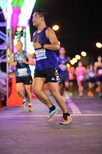 BIB: 901
                            <button type="button" onclick="openModal(14267777)" class="btn btn-primary btn-sm float-right btn-popup" data-toggle="modal" data-target=".modal-high-quality">
                        <i class="fas fa-shopping-cart"></i> Add to Cart
                    </button>
                                            <button type="button" onclick="isThisMe(14267777, true)" class="btn btn-success btn-sm float-right btn-popup btn-isme hidden" data-toggle="tooltip" data-placement="bottom" title="นี่คือรูปของคุณใช่ไหม คลิกที่นี่เพื่อเอาเข้าอัลบั้ม">
                        <i class="fas fa-plus"></i> Add to album
                    </button>
                    <button type="button" onclick="isThisMe(14267777, false)" class="btn btn-warning btn-sm float-right btn-popup btn-isnotme hidden">
                        <i class="fas fa-ban"></i> Remove from album
                    </button>