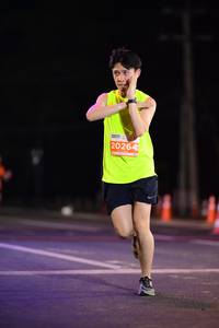 BIB: 20264
                            <button type="button" onclick="openModal(14334800)" class="btn btn-primary btn-sm float-right btn-popup" data-toggle="modal" data-target=".modal-high-quality">
                        <i class="fas fa-shopping-cart"></i> Add to Cart
                    </button>
                                            <button type="button" onclick="isThisMe(14334800, true)" class="btn btn-success btn-sm float-right btn-popup btn-isme hidden" data-toggle="tooltip" data-placement="bottom" title="นี่คือรูปของคุณใช่ไหม คลิกที่นี่เพื่อเอาเข้าอัลบั้ม">
                        <i class="fas fa-plus"></i> Add to album
                    </button>
                    <button type="button" onclick="isThisMe(14334800, false)" class="btn btn-warning btn-sm float-right btn-popup btn-isnotme hidden">
                        <i class="fas fa-ban"></i> Remove from album
                    </button>