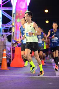 BIB: 40511
                            <button type="button" onclick="openModal(14225798)" class="btn btn-primary btn-sm float-right btn-popup" data-toggle="modal" data-target=".modal-high-quality">
                        <i class="fas fa-shopping-cart"></i> Add to Cart
                    </button>
                                            <button type="button" onclick="isThisMe(14225798, true)" class="btn btn-success btn-sm float-right btn-popup btn-isme hidden" data-toggle="tooltip" data-placement="bottom" title="นี่คือรูปของคุณใช่ไหม คลิกที่นี่เพื่อเอาเข้าอัลบั้ม">
                        <i class="fas fa-plus"></i> Add to album
                    </button>
                    <button type="button" onclick="isThisMe(14225798, false)" class="btn btn-warning btn-sm float-right btn-popup btn-isnotme hidden">
                        <i class="fas fa-ban"></i> Remove from album
                    </button>