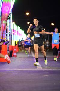 BIB: 46599
                            <button type="button" onclick="openModal(14270215)" class="btn btn-primary btn-sm float-right btn-popup" data-toggle="modal" data-target=".modal-high-quality">
                        <i class="fas fa-shopping-cart"></i> Add to Cart
                    </button>
                                            <button type="button" onclick="isThisMe(14270215, true)" class="btn btn-success btn-sm float-right btn-popup btn-isme hidden" data-toggle="tooltip" data-placement="bottom" title="นี่คือรูปของคุณใช่ไหม คลิกที่นี่เพื่อเอาเข้าอัลบั้ม">
                        <i class="fas fa-plus"></i> Add to album
                    </button>
                    <button type="button" onclick="isThisMe(14270215, false)" class="btn btn-warning btn-sm float-right btn-popup btn-isnotme hidden">
                        <i class="fas fa-ban"></i> Remove from album
                    </button>